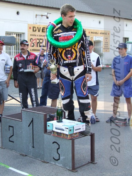 255DSCF1606.jpg